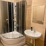 Lubelski - Blisko Centrum Zdrowia Dziecka & Instytut Kardiologii Hostal Varsovia