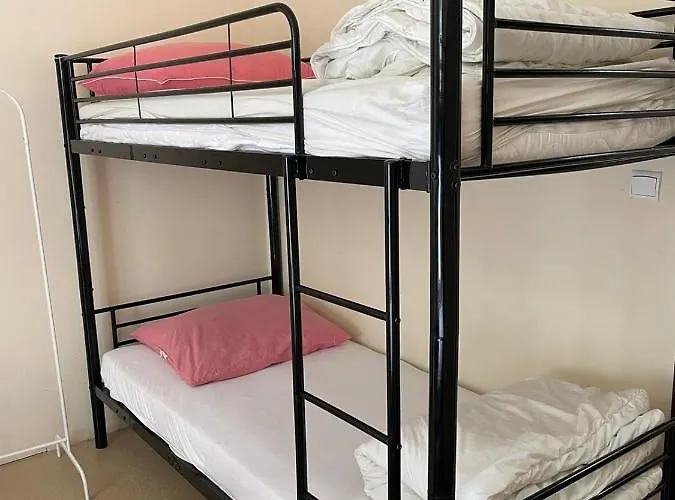 Hostel Lubelski - Blisko Centrum Zdrowia Dziecka & Instytut Kardiologii