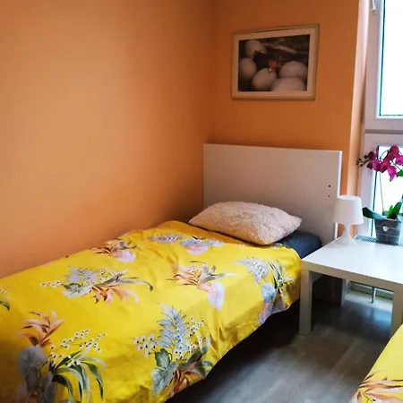 Lubelski - Blisko Centrum Zdrowia Dziecka & Instytut Kardiologii Hostel